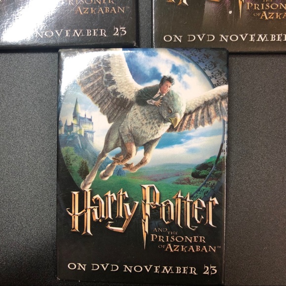 Three Harry Potter, Prisoner of Azkaban buttons! - Picture 4 of 8